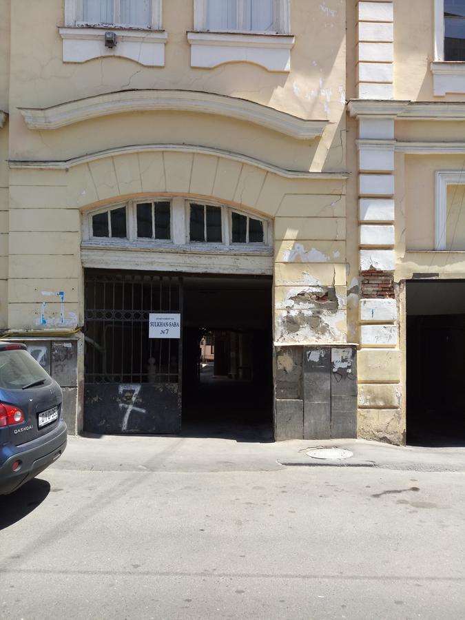 Apartment On Sulkhan-Saba Roma Tbilisi Exterior photo